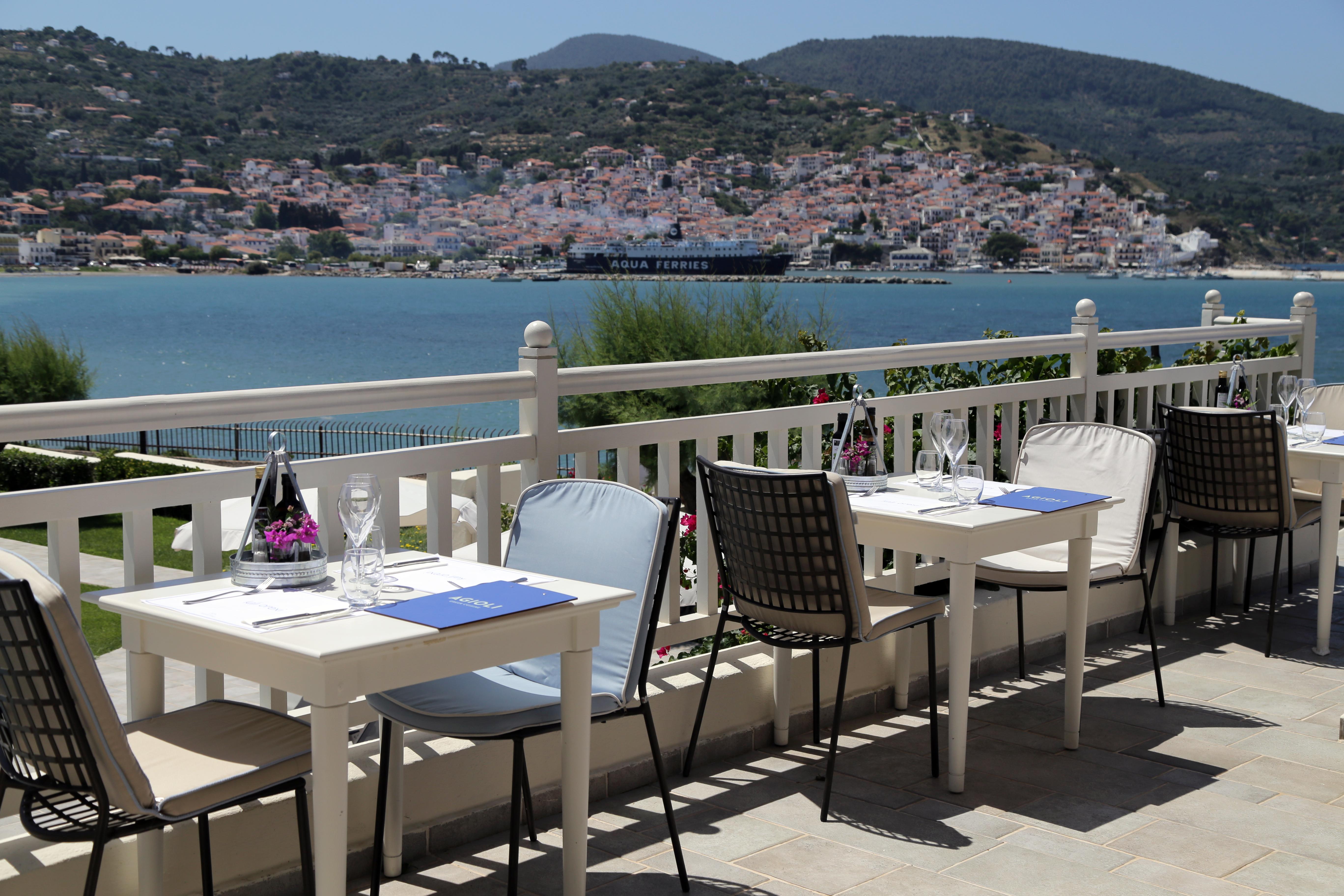 Skopelos Village Hotel Екстериор снимка
