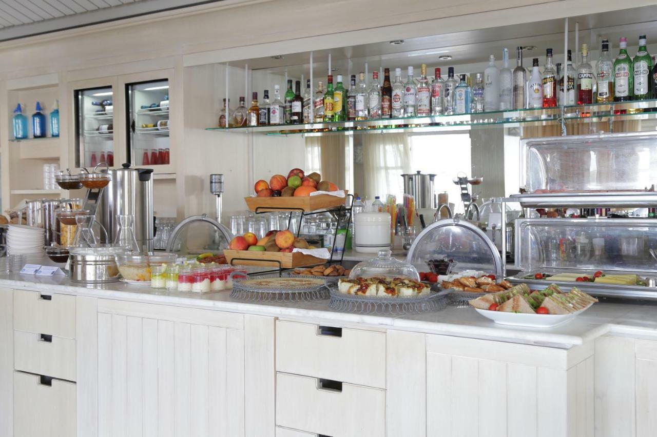 Skopelos Village Hotel Екстериор снимка